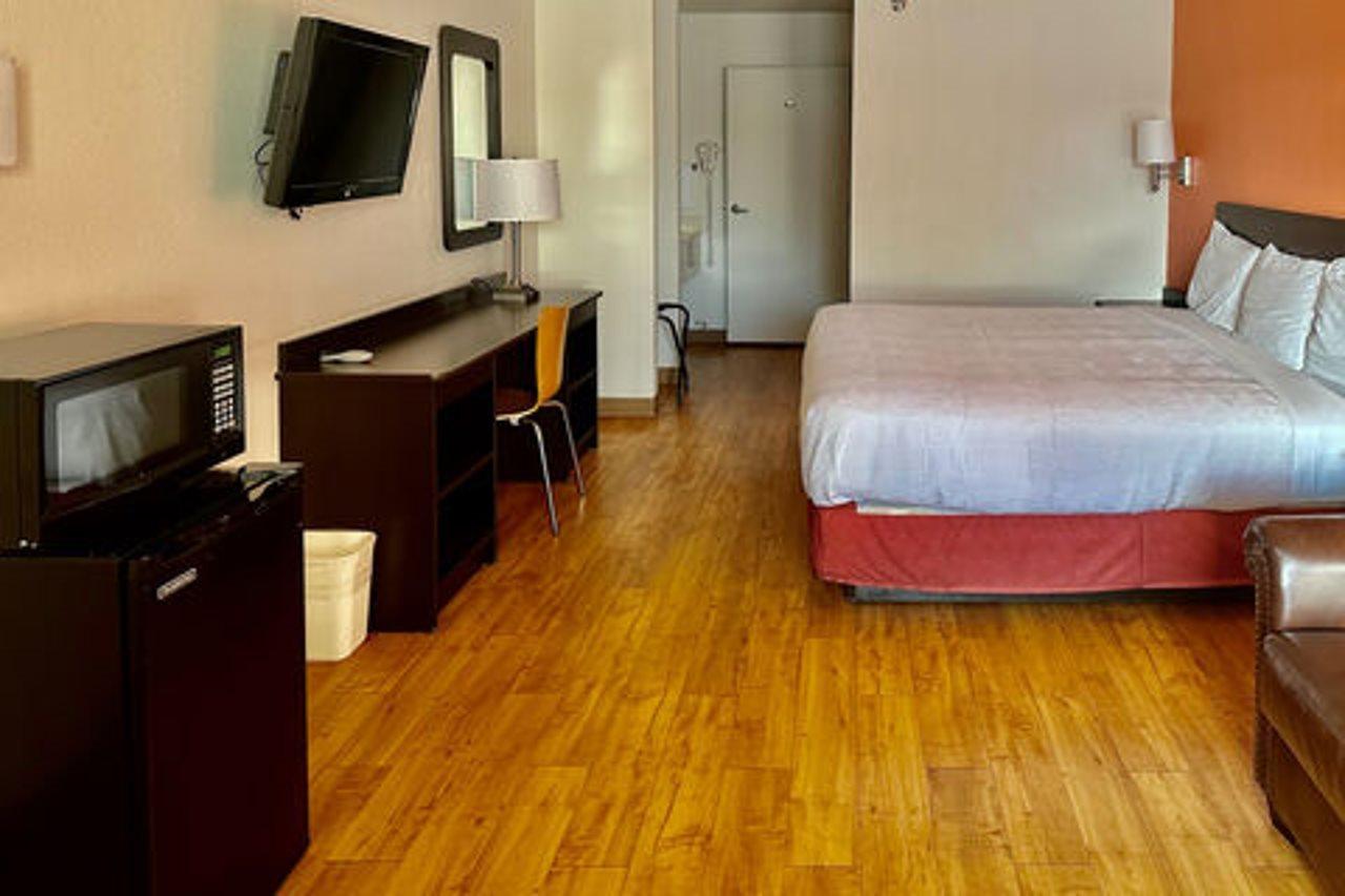 Quality Inn & Suites Junction Eksteriør billede