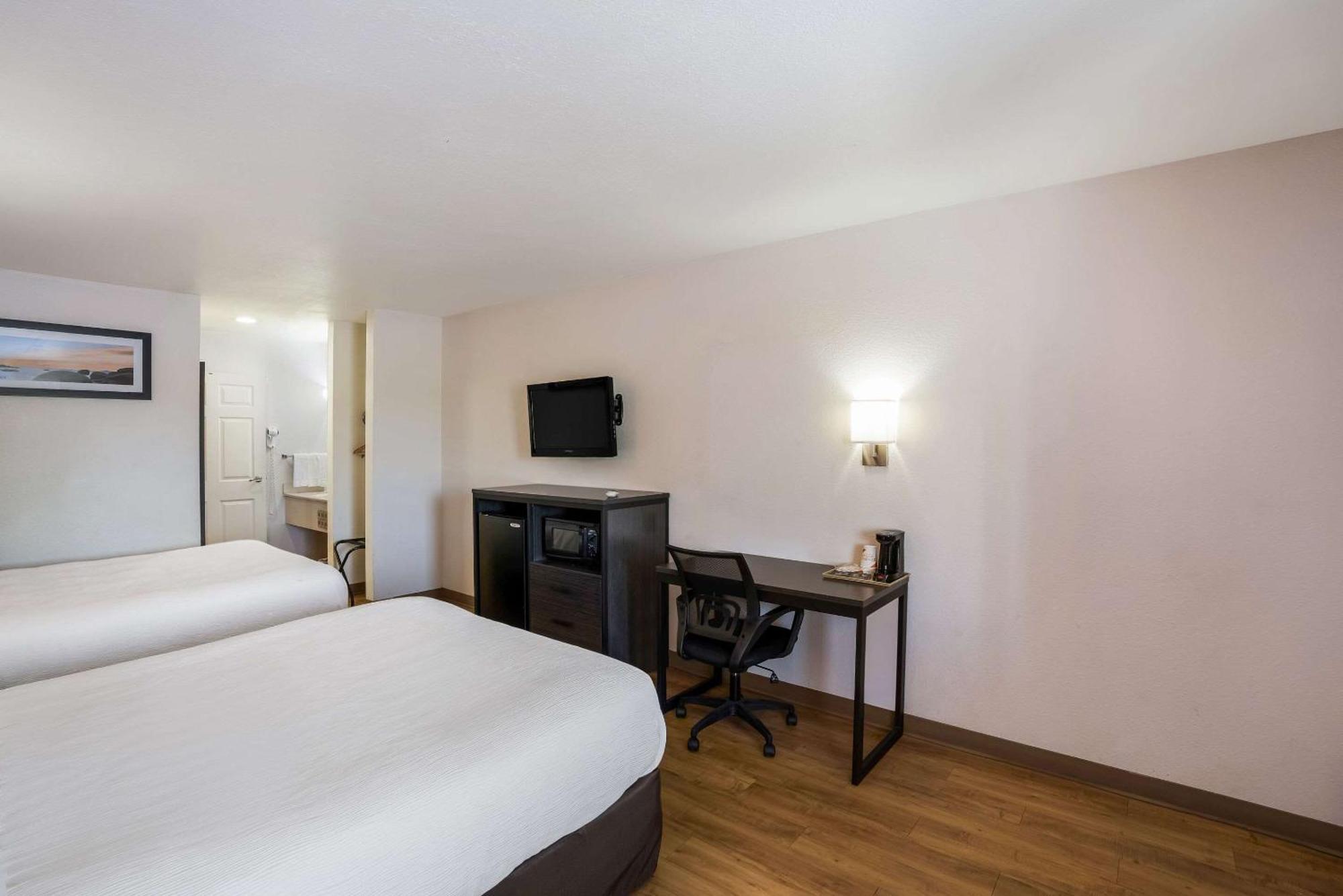 Quality Inn & Suites Junction Eksteriør billede