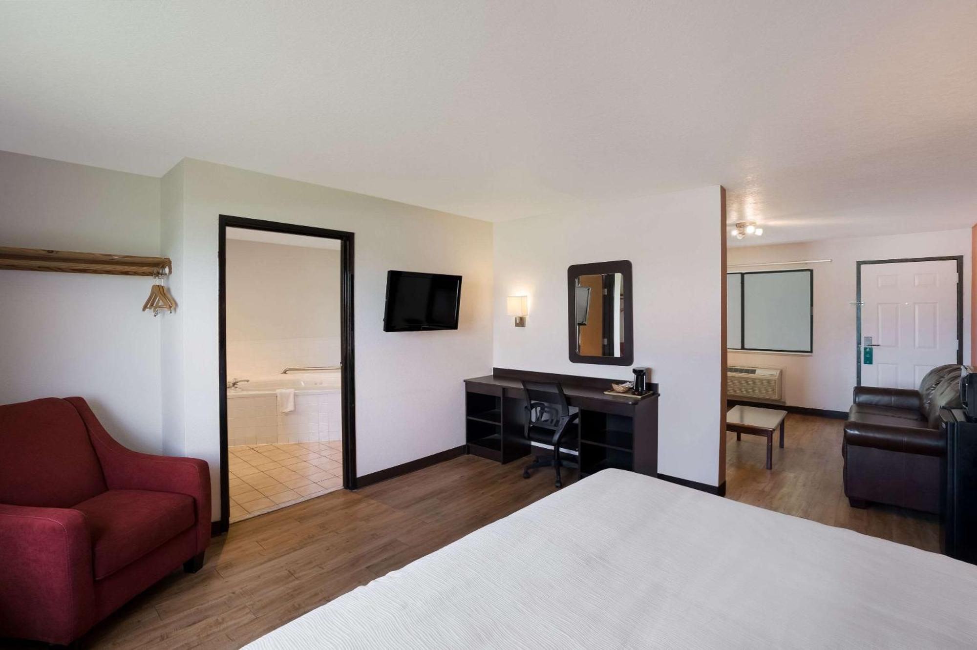 Quality Inn & Suites Junction Eksteriør billede