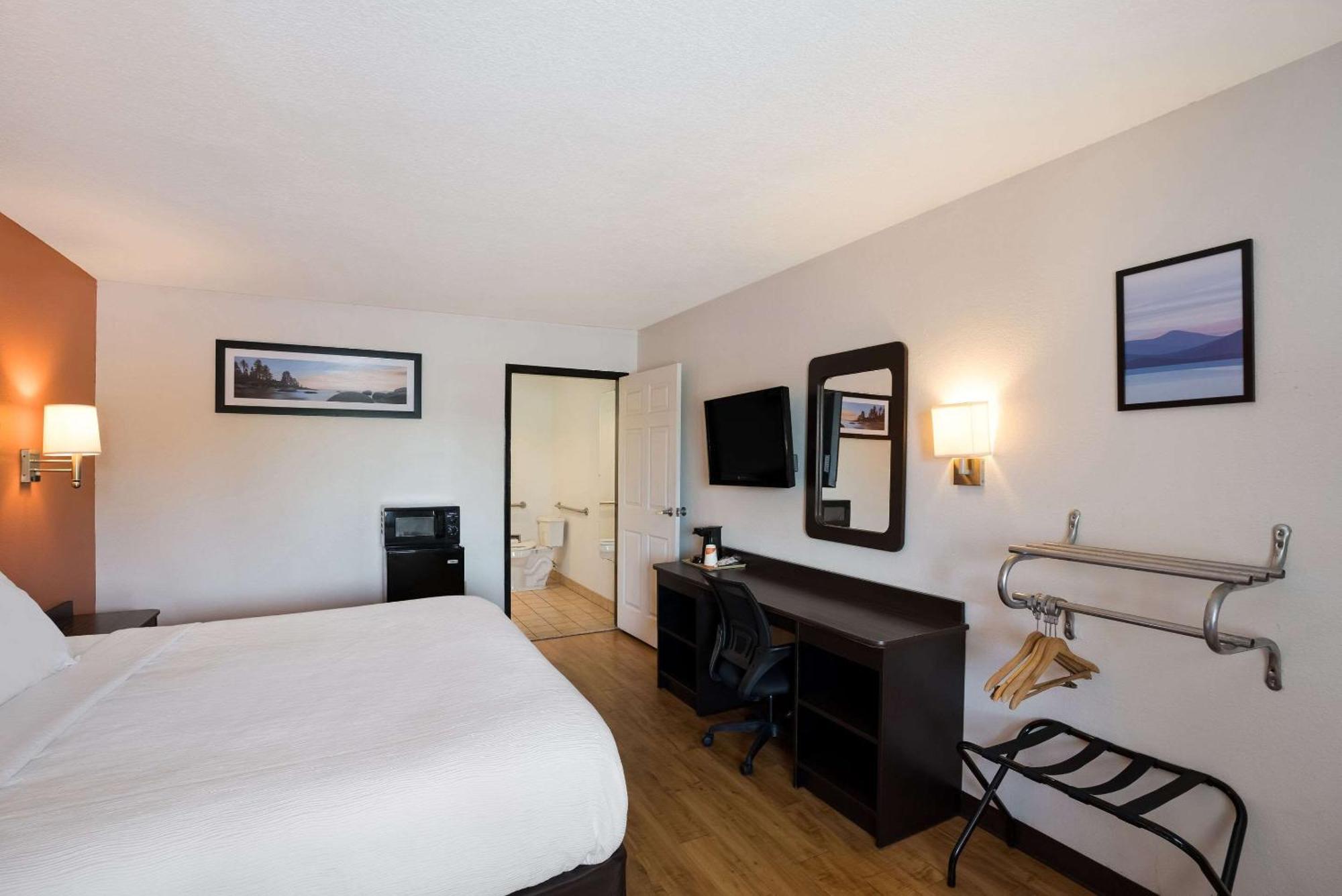 Quality Inn & Suites Junction Eksteriør billede