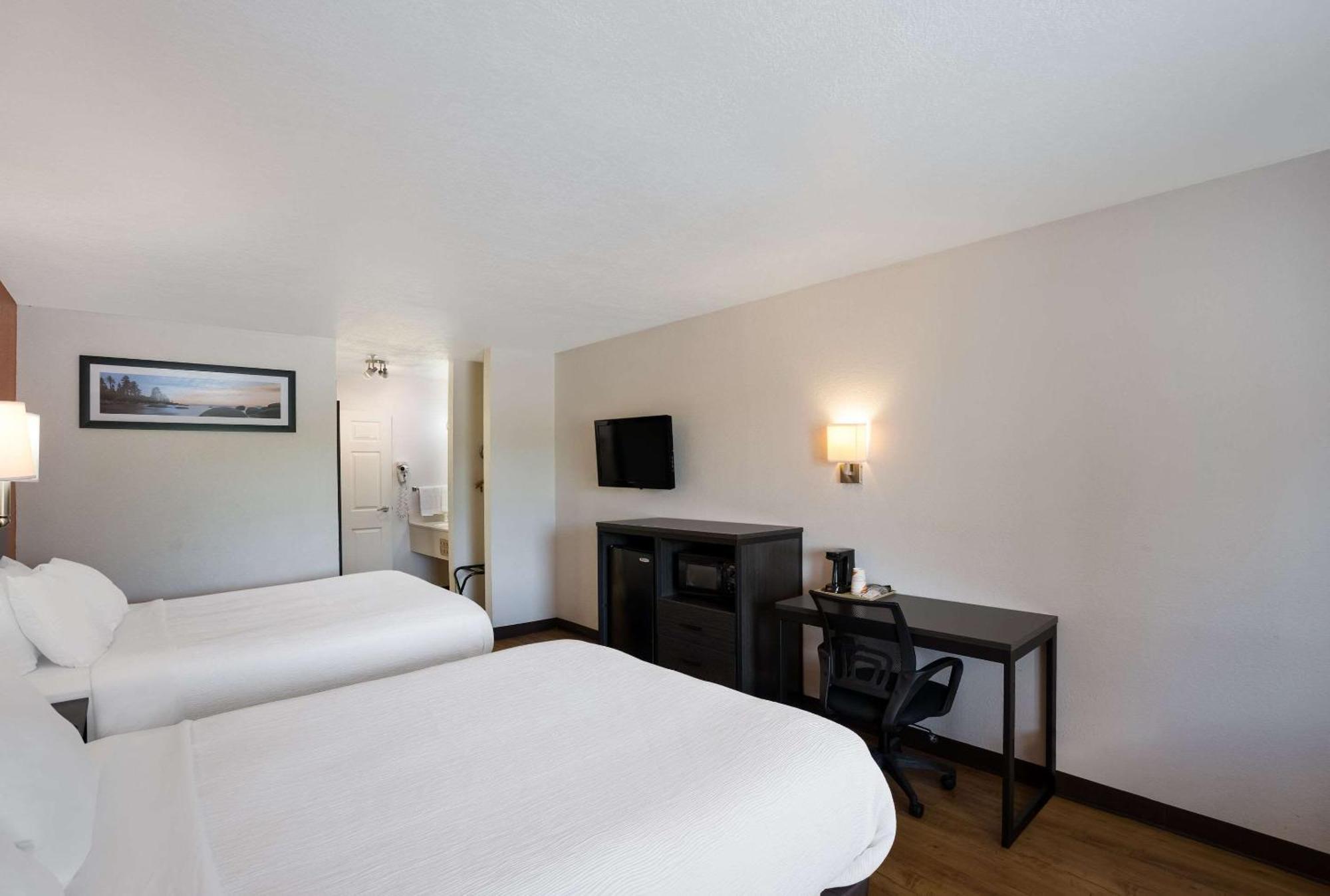 Quality Inn & Suites Junction Eksteriør billede