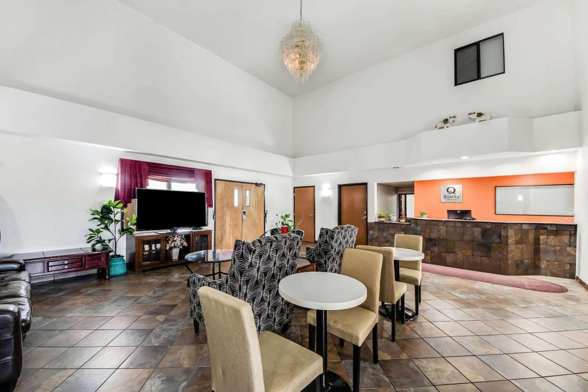 Quality Inn & Suites Junction Eksteriør billede